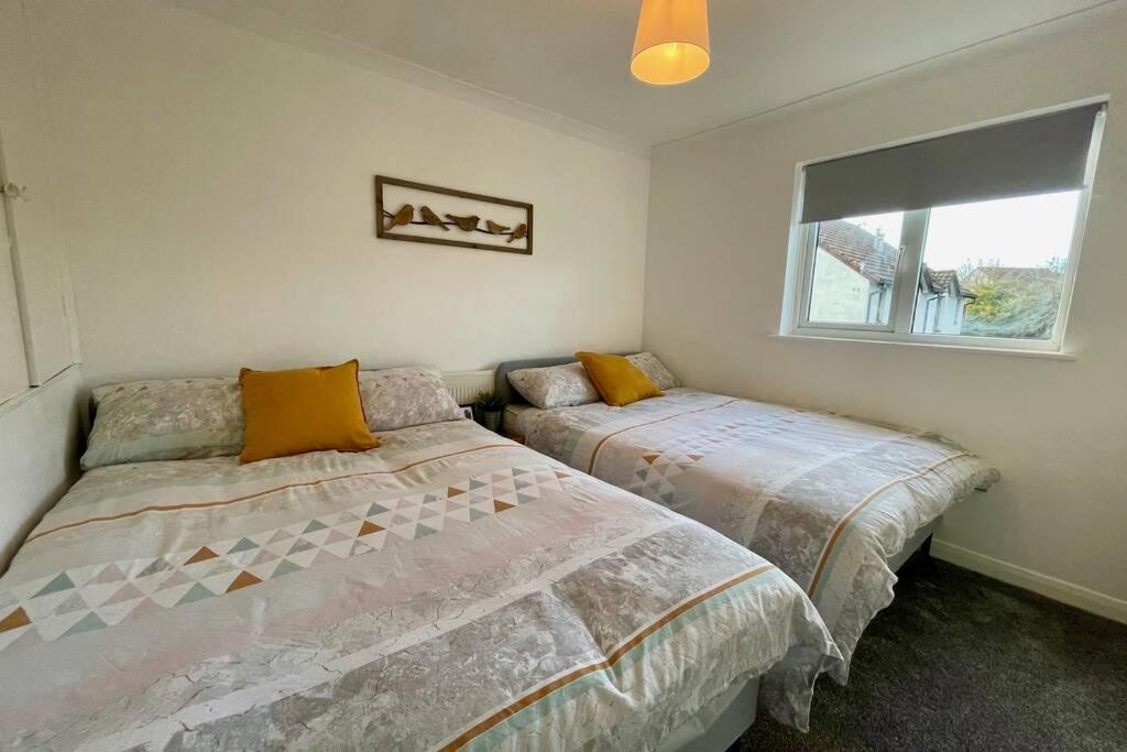 Вилла House Near Llandaff For Up To 6 With Parking Кардифф Экстерьер фото